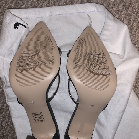 FEMMELA Black patent vegan leather mule. - Picture 4 of 10